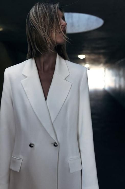 escala silbar ácido Zara: El abrigo blanco más buscado de este otoño