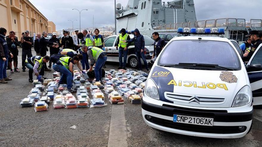 Incautada más de media tonelada de cocaína en un abordaje en el Atlántico