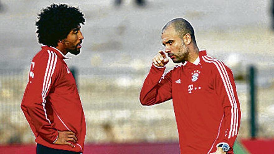 Dante y Guardiola, en el Bayern.