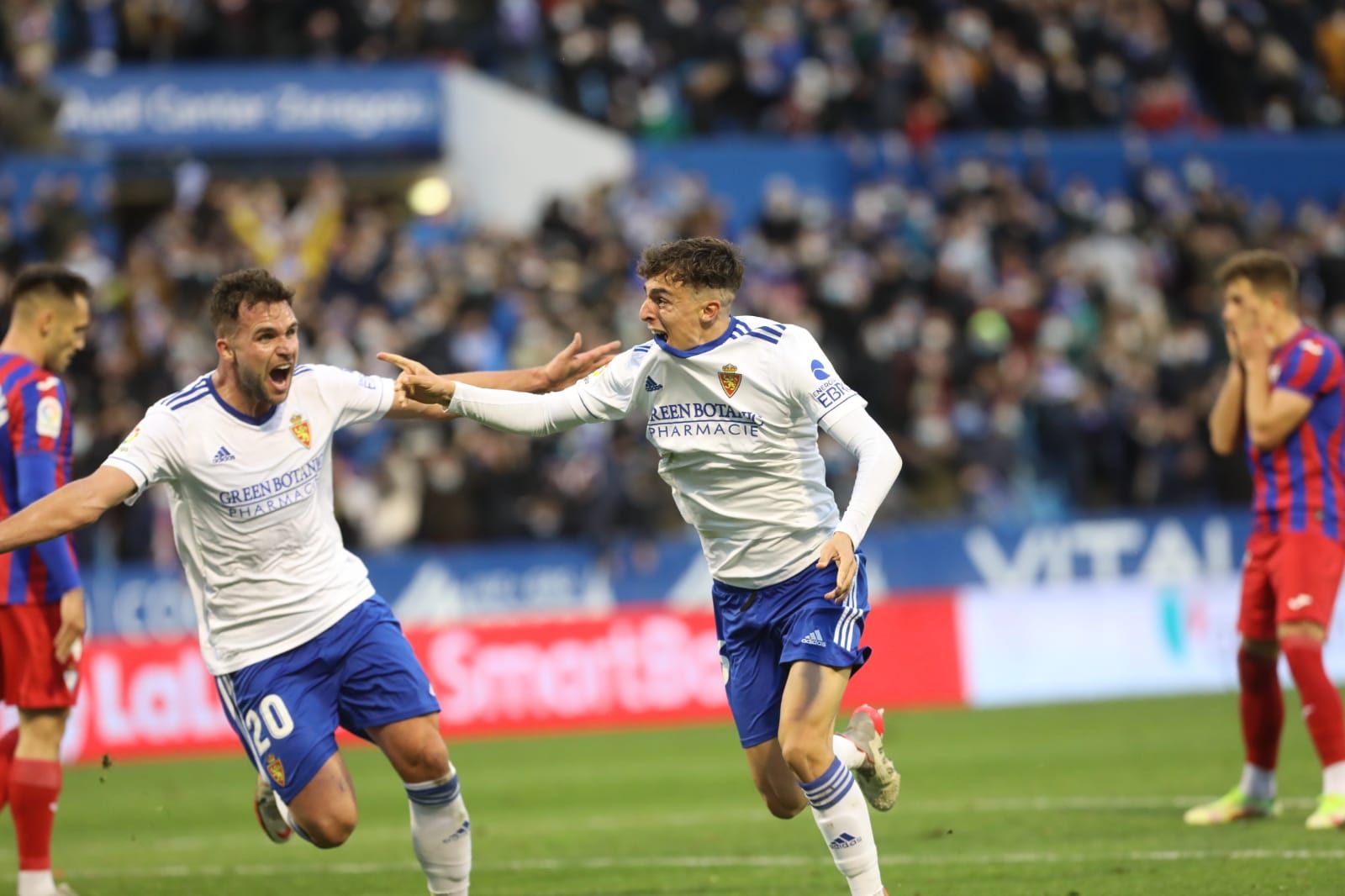 FOTOGALERÍA | Todas las imágenes del triunfo del Real Zaragoza en La Romareda