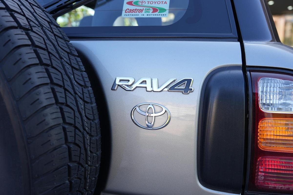 RAV4