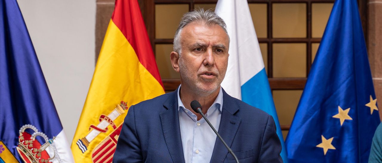 El presidente del Gobierno de Canarias, Ángel Víctor Torres, este viernes en La Palma.