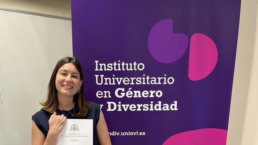 Covadonga Arroyo, experta en lenguaje inclusivo: "La cuestión no es si la Inteligencia Artificial pervierte el lenguaje, sino si tenemos la capacidad crítica para interpretar y evaluar los textos que produce"