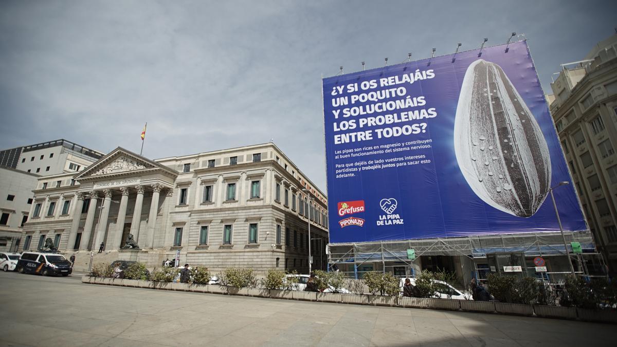 El Piponazo de Grefusa llama a encontrar soluciones en la puerta del Congreso