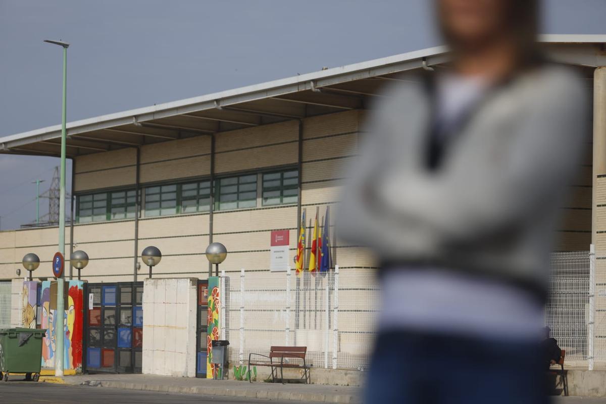 María José, la madre de una niña de 14 años víctima de bullying en un IES de la Pobla de Vallbona