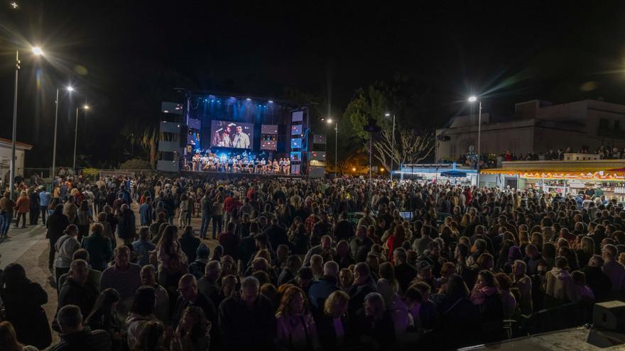 Teror celebra la Fiesta de San José y La Cruz con una asistencia &quot;masiva&quot;