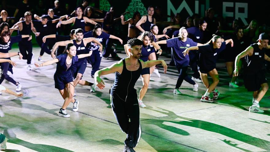 Un total de 150 figurantes y bailarines pondrán color a las oberturas de las galas de «Los Carnavales del Mundo»