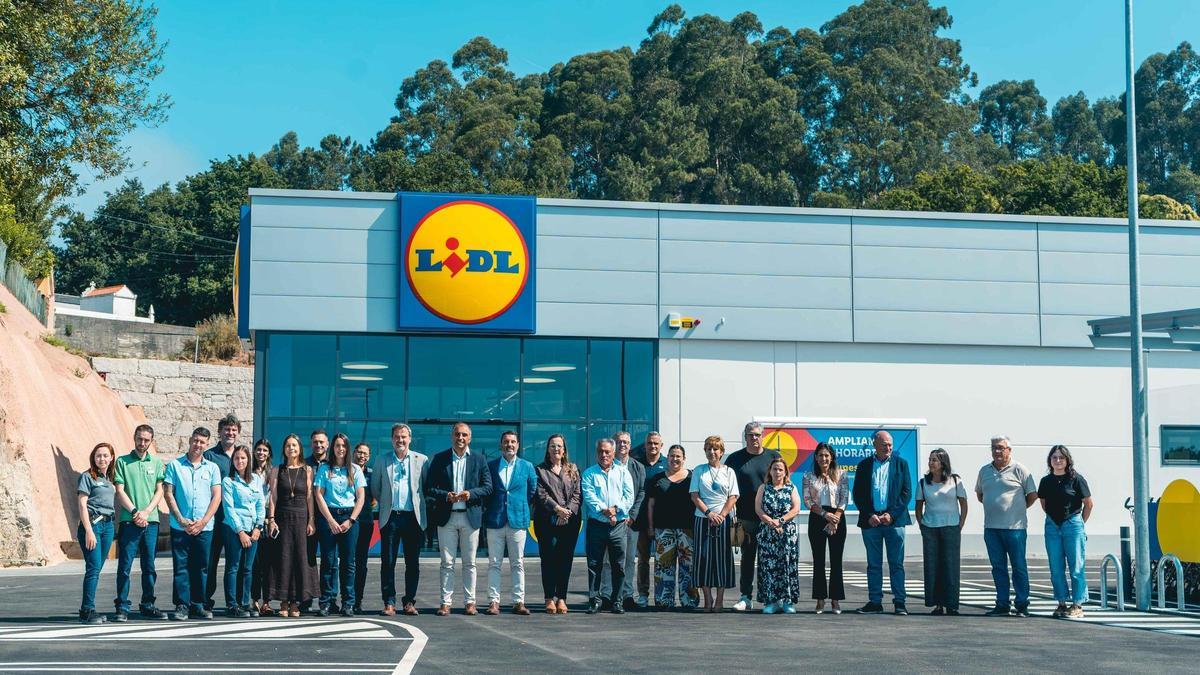 Poio estrena mañana su primer Lidl: 1.500 metros de tienda y 115 plazas de aparcamiento.