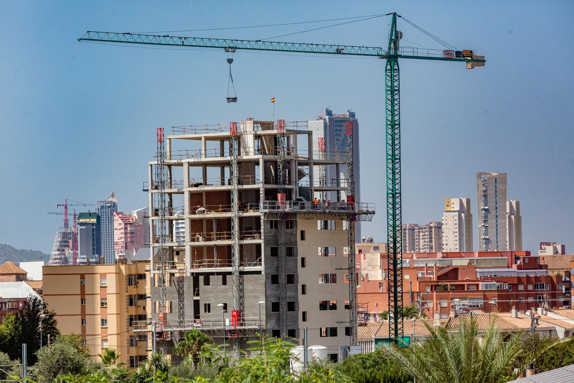 La concesión de préstamos para la compra de vivienda en la provincia aumenta un 30% interanual durante el mes de mayo y marca su mejor registro en más de una década, según el INE