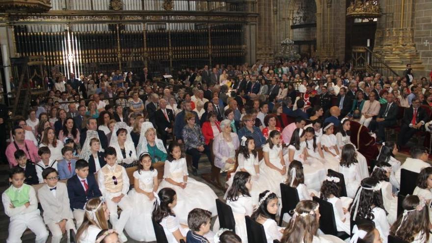 Las comuniones en la diócesis de Plasencia, a partir del 30 de junio