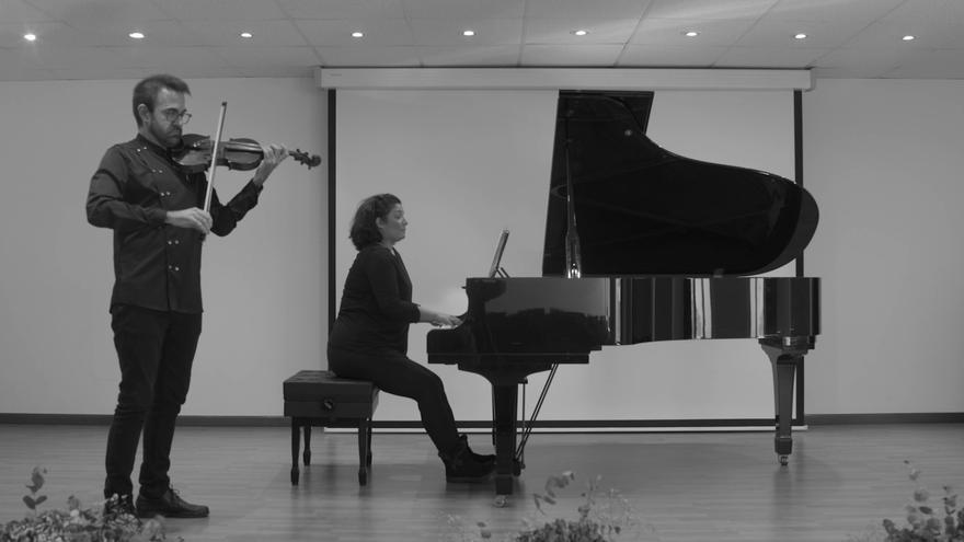 El Conservatorio de música de Mieres celebra Santa Cecilia con una emotiva felicitación