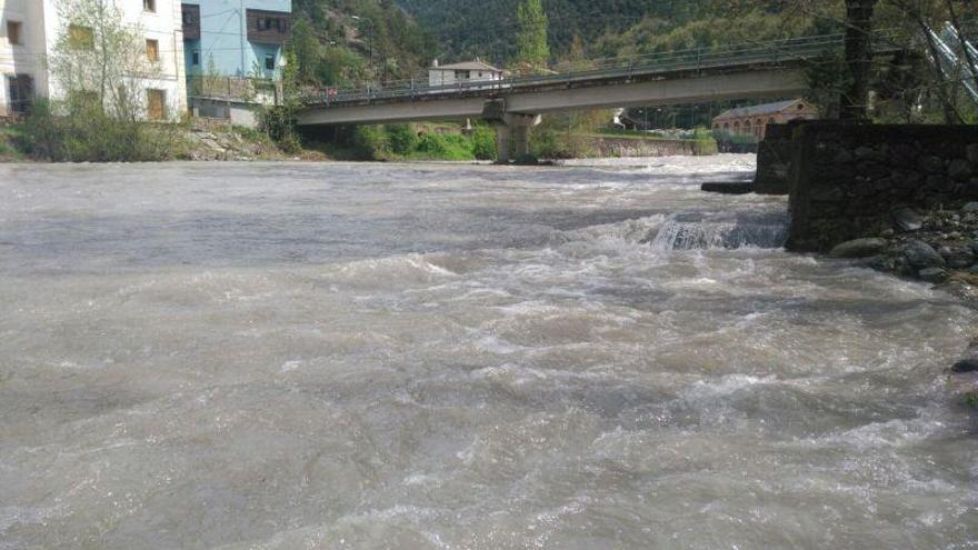 La CHE no prevé desbordamientos en los ríos pirenaicos pese a los altos caudales