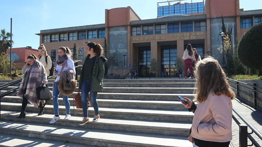 Qué Estudiar? ¿Carrera de Letras o de Ciencias?