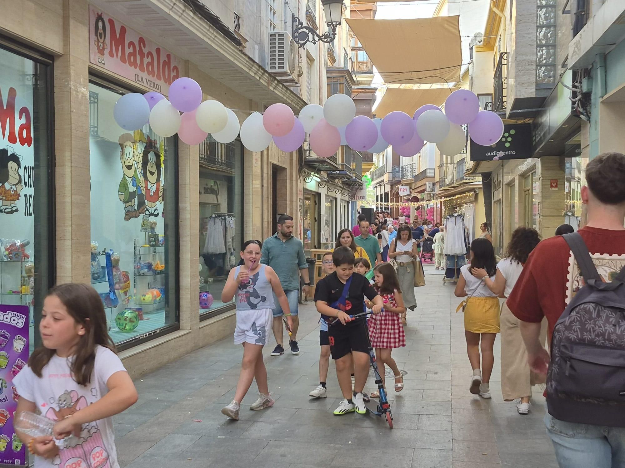 Puente Genil, Cabra y Baena celebran sus 'Noches de compras'