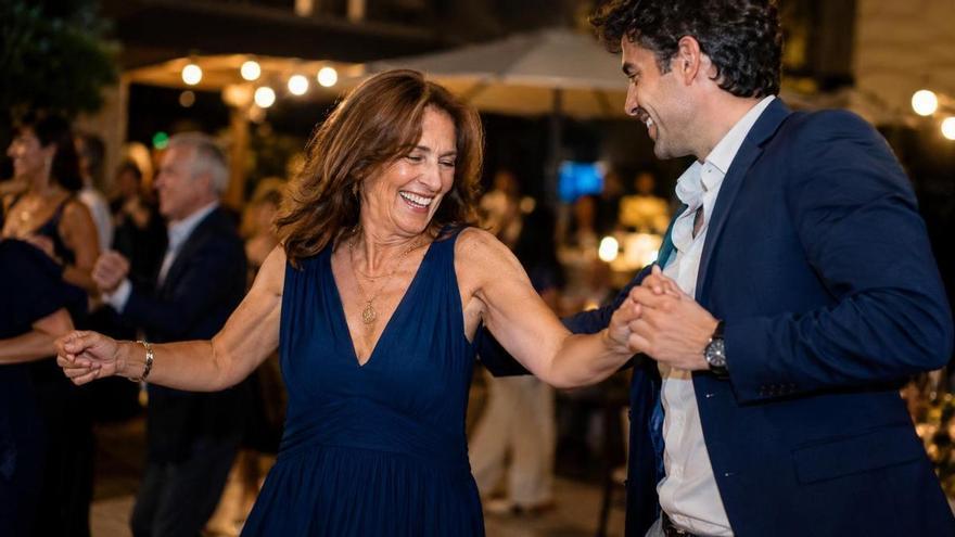“Echar una cana al aire”: el origen de la expresión que usamos cuando alguien se permite una aventura fuera de la rutina
