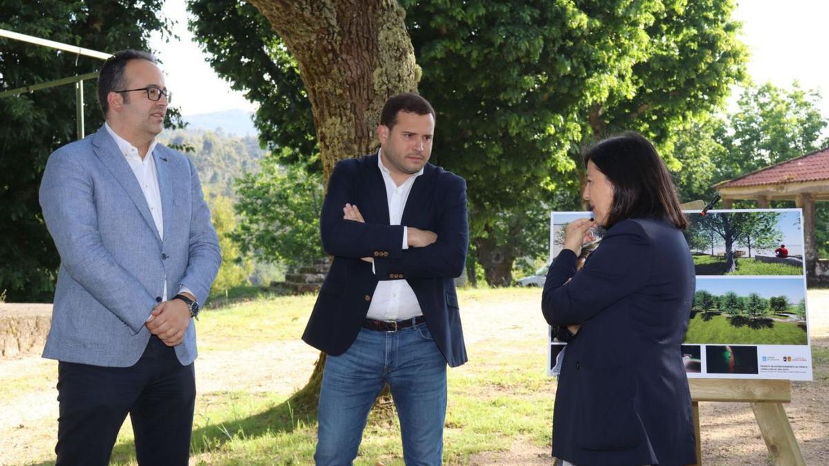 Emilio de la Iglesia, Jorge Cubela y Cristina García, ayer, en la presentación del proyecto.