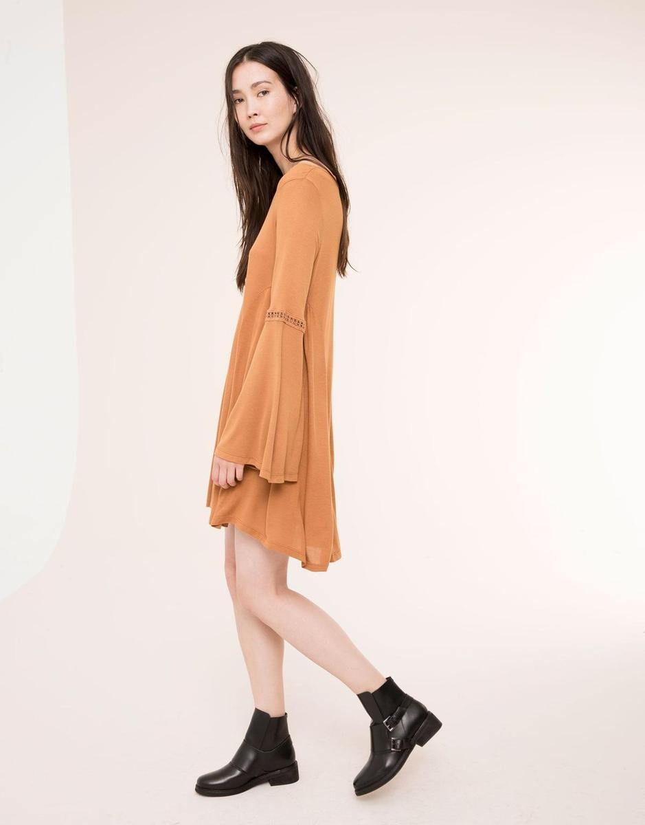 Rebajas Pull &amp; Bear 2016, vestido con manga de campana (15,99€)