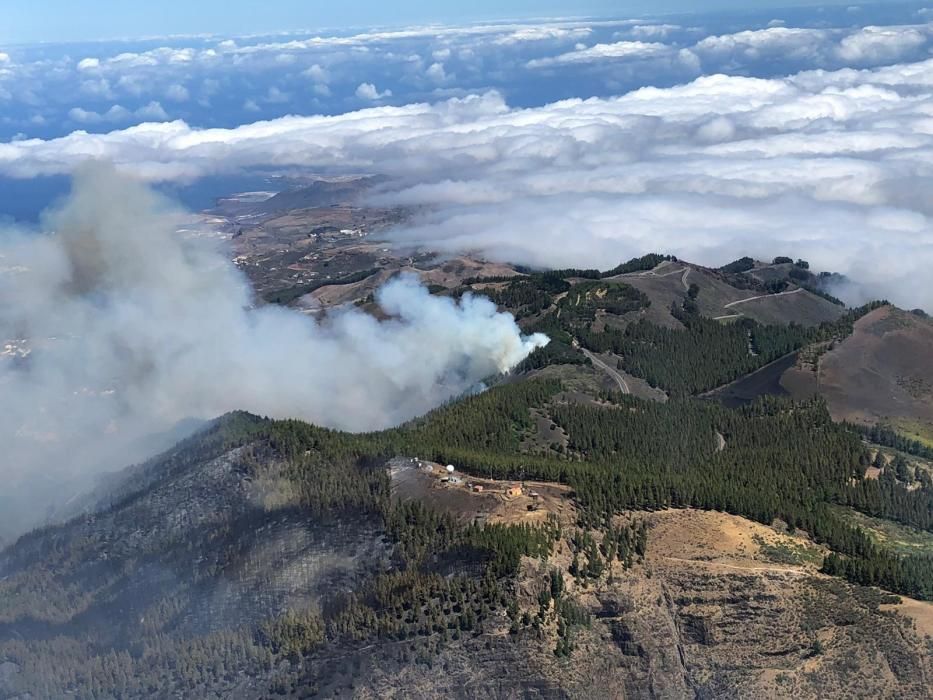 Segundo día de incendio en la cumbre de Gran Canaria