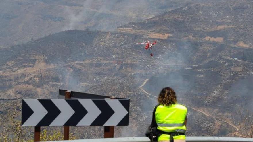 Así está el incendio en Tejeda