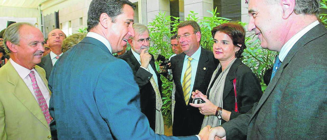 Las ITV conectan a Zaplana con Blasco