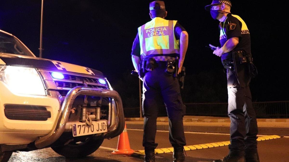 COMUNIDAD VALENCIANA.-Alicante.- La Policía Local disuelve nueve botellones, sanciona a cuatro establecimientos y denuncia a 41 personas