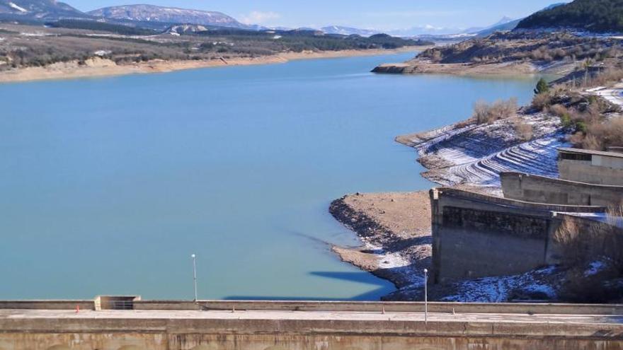 Los regantes en Aragón inician con recortes la campaña por la escasez de agua