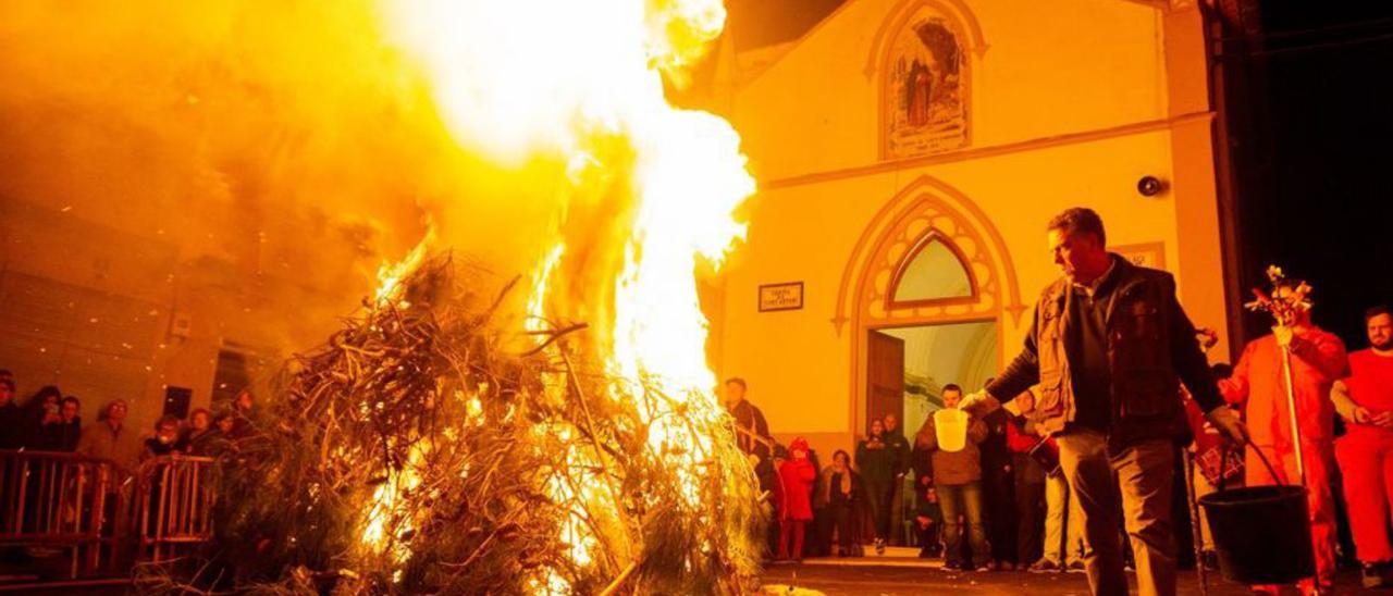 La foguera de Sant Antoni. | AJUNTAMENTDE LA FONT
