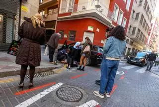 Un coche atropella al usuario de un patinete eléctrico en el Centro Tradicional de Alicante