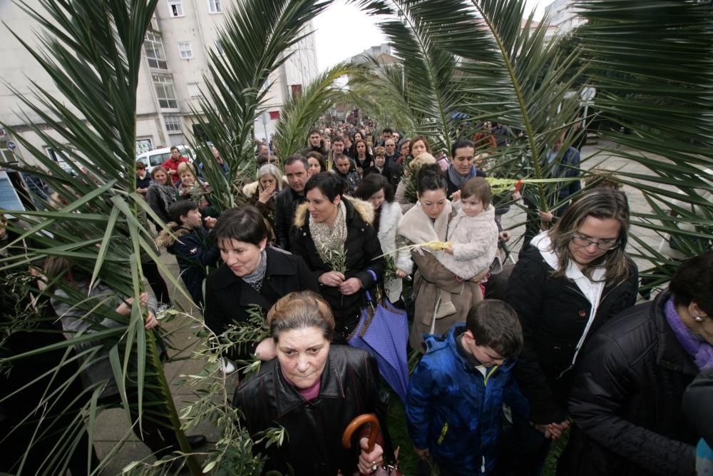 Semana Santa en A Estrada 2016 | El Domingo de Ramos gana fieles en A Estrada