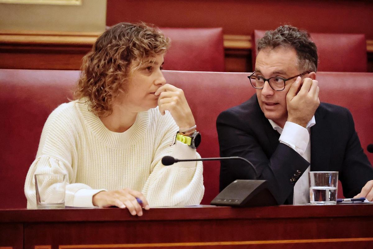 Alicia Cebrián y Carlos Tarife, concejales de Deportes y de Servicios Públicos en Santa Cruz.