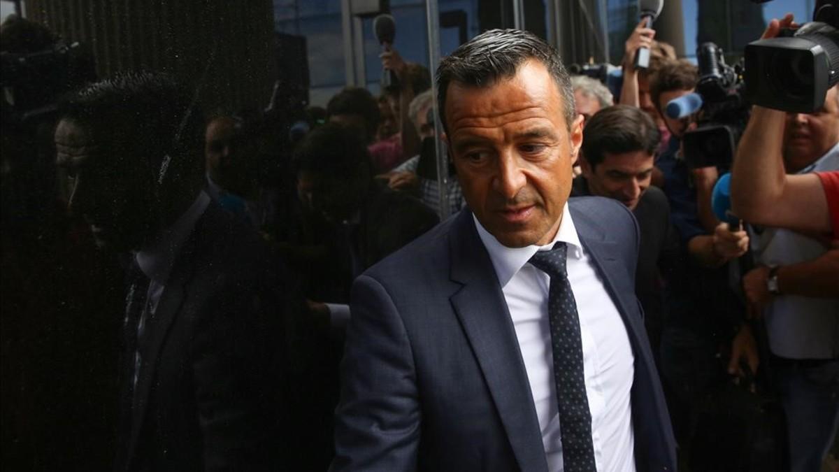 Jorge Mendes, a la entrada del Juzgado de Pozuelo el pasado 27 de junio para delcarar por el caso Falcao