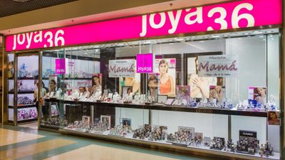 La tienda Joya36 en el Centro Comercial Pontevella de Ourense.