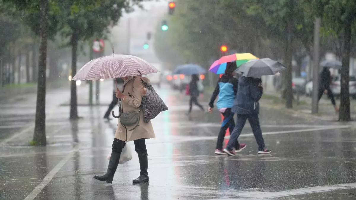 Las tormentas marcan el fin de semana en Catalunya: alerta roja en Catalunya Central y tormentas eléctricas en el Empordà