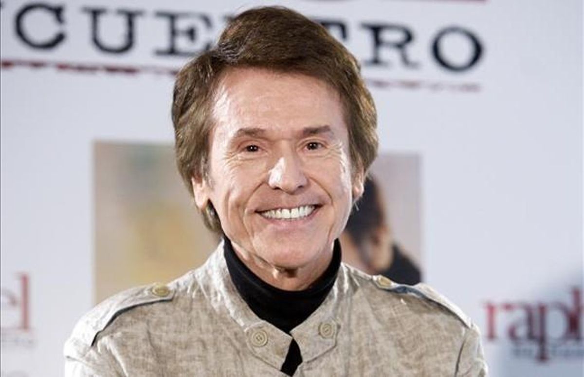 El cantant Raphael durant la presentació del seu disc ’El Reencuentro’, l’any passat. El cantant Raphael durant la presentació del seu disc ’El Reencuentro’, l’any passat.