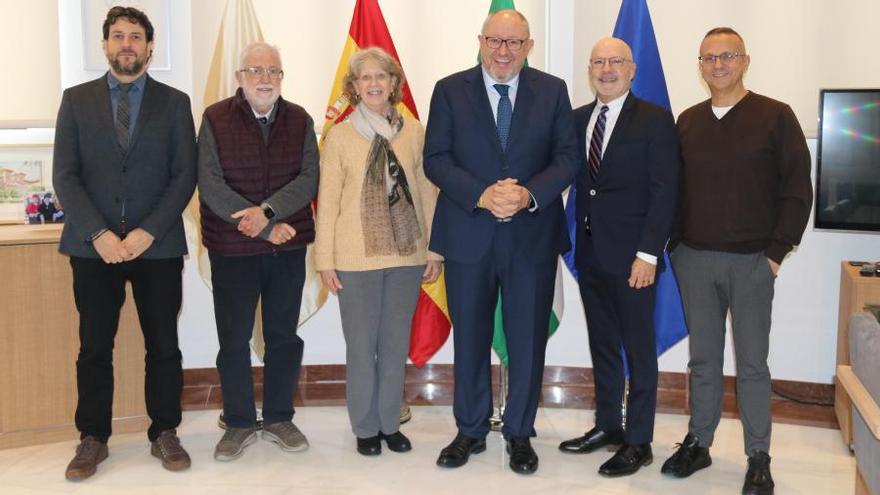 Representantes de la VCU y de la UCO en el encuentro mantenido en el Rectorado.
