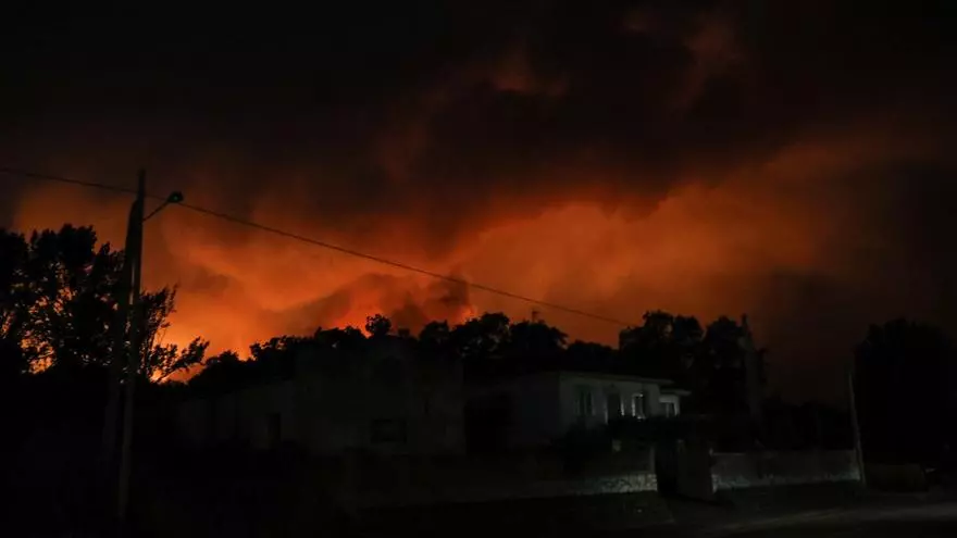 "Arde todo, María": el desgarrador vídeo de un vecino afectado por el incendio de Sierra de la Culebra