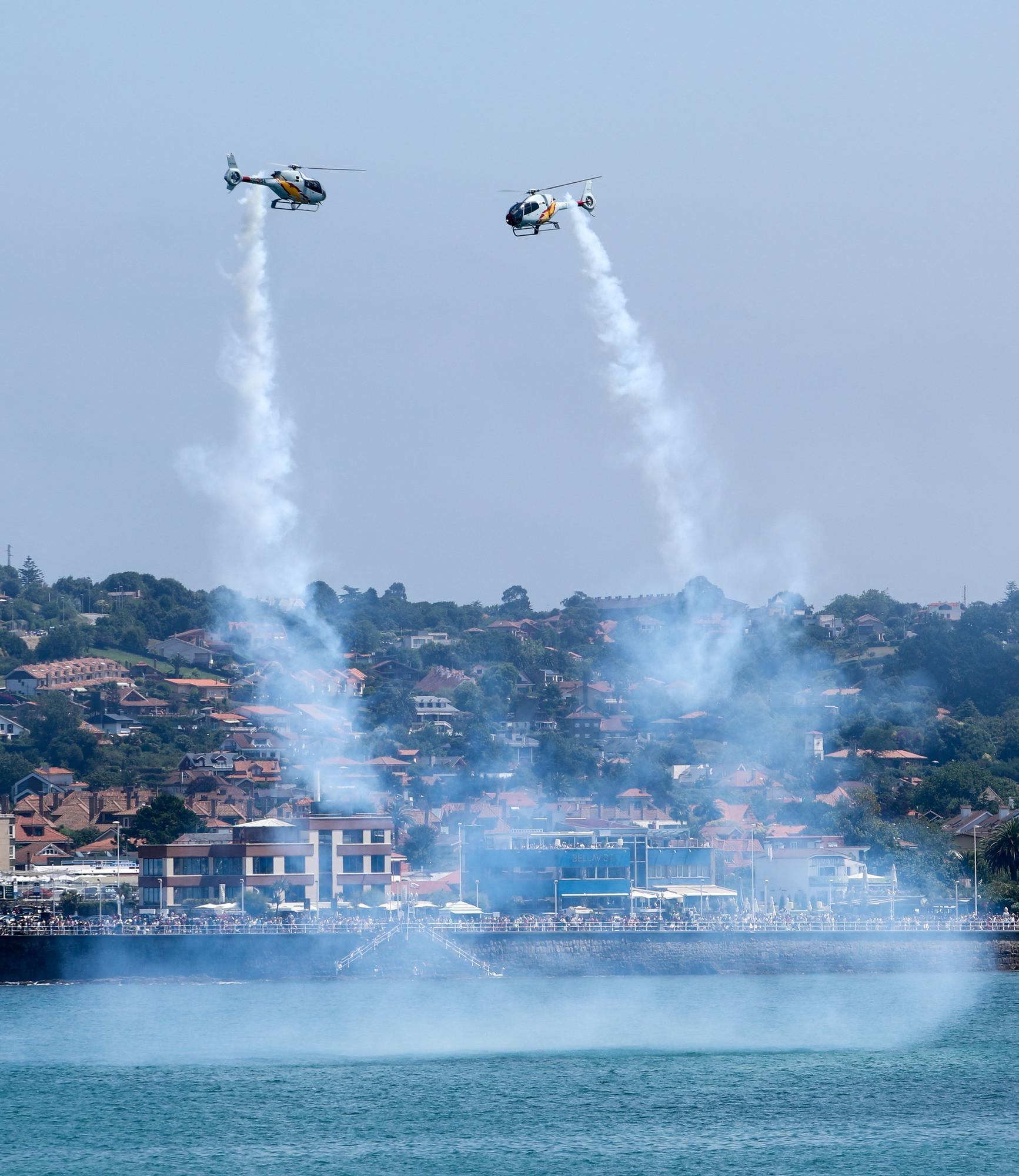 En imágenes: Espectacular y multitudinario regreso del festival aéreo en Gijón