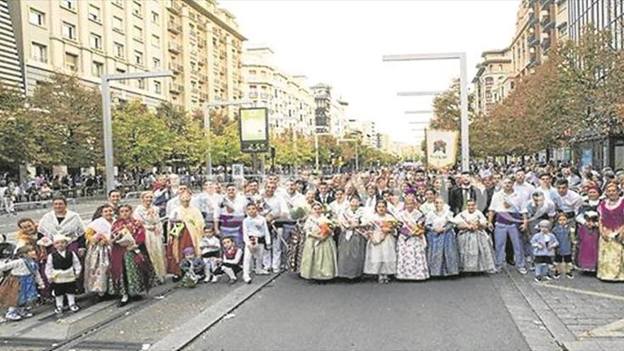 Flores de la ribera en una ofrenda de récord