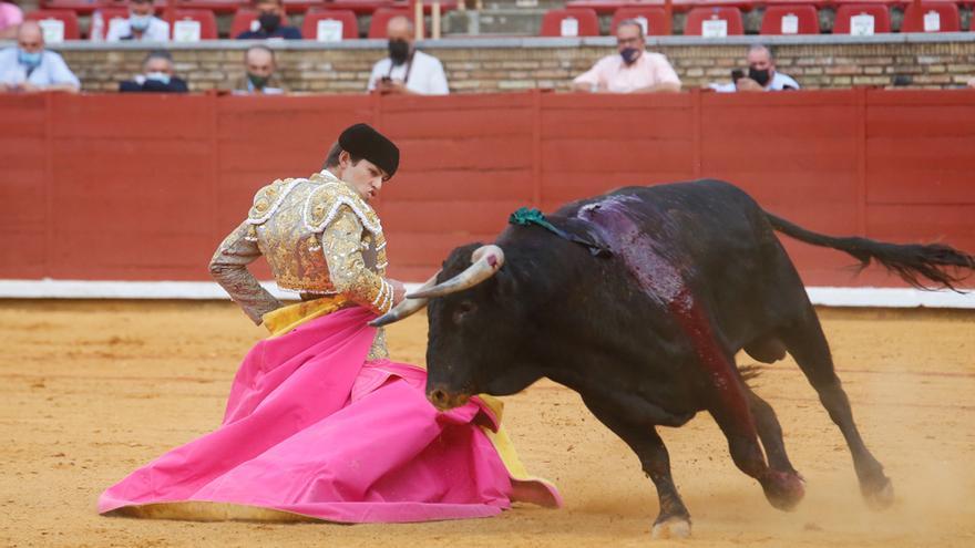 La feria taurina 2021 se inicia en Córdoba con un gran ambiente en Los Califas