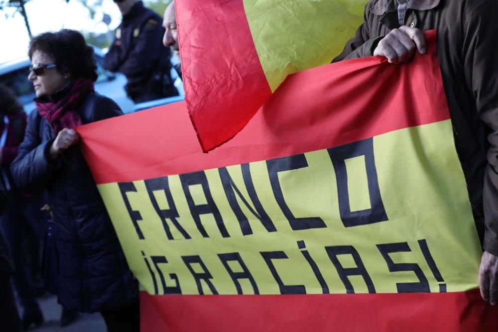 Protestas contra la exhumación de Franco