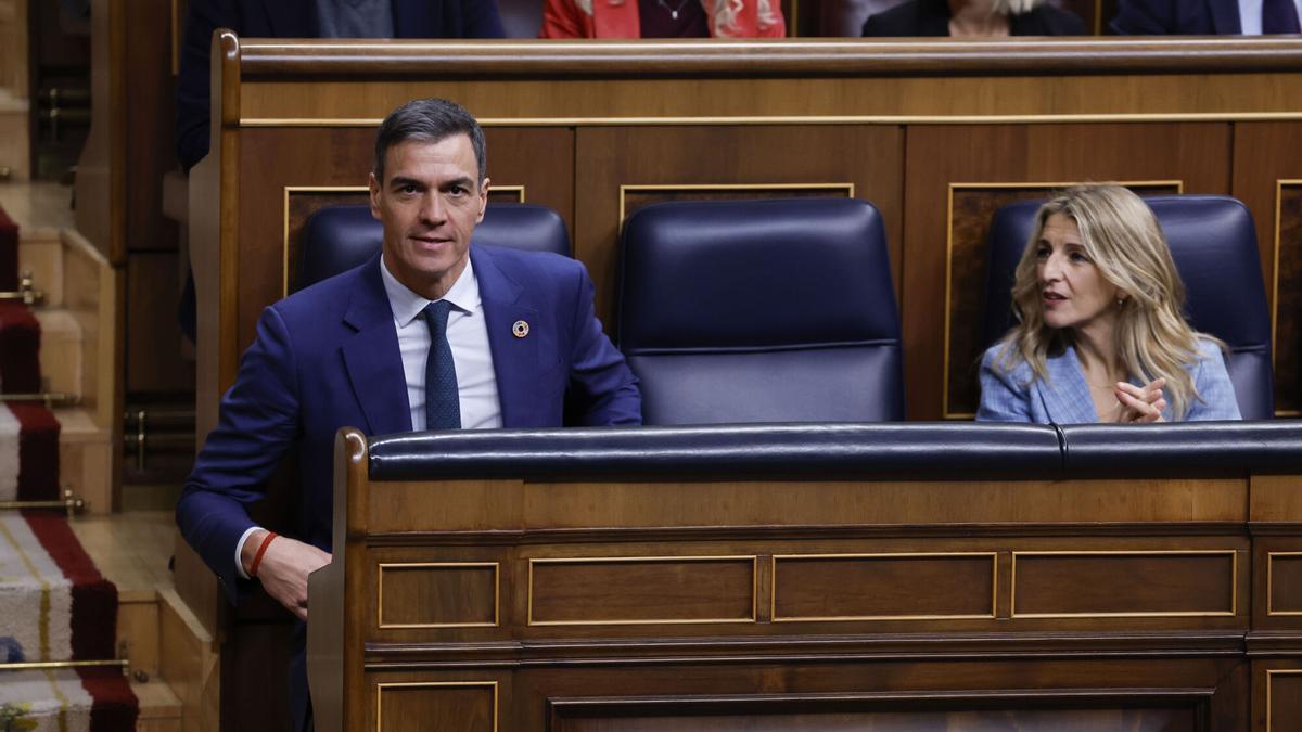 Yolanda Díaz se aleja de Sánchez y apoyará una iniciativa contra el gasto militar en plena pugna con Podemos