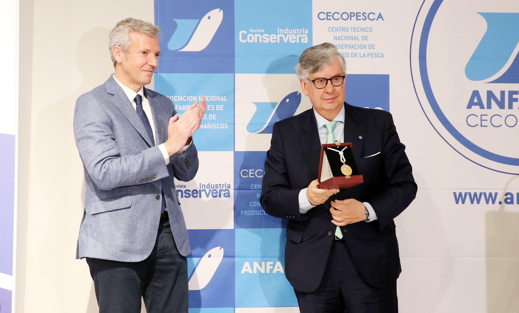 Entrega de medallas de ANFACO en el Círculo de Empresarios