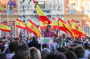 Les protestes de centenars de veïns obliguen Abascal a suspendre un acte a Ceuta