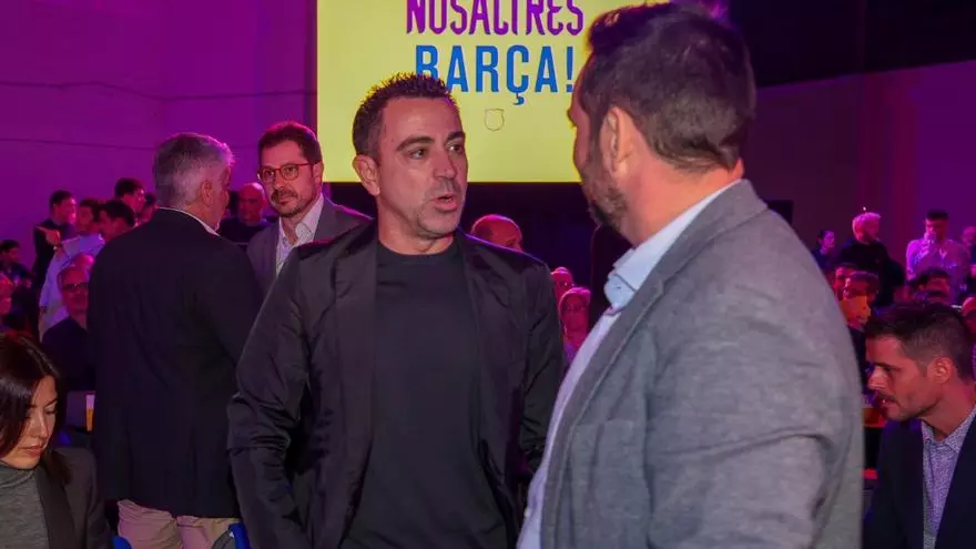 Xavi entra en campaña con Víctor Font