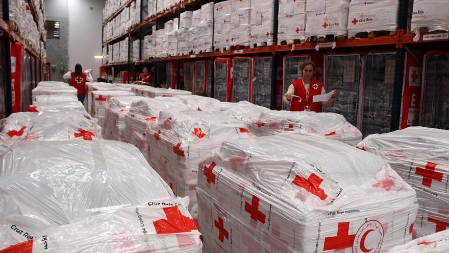 Creu Roja envia 11,4 tones d&#039;ajut humanitari a Gaza des del centre logístic de Sant Martí de Tous