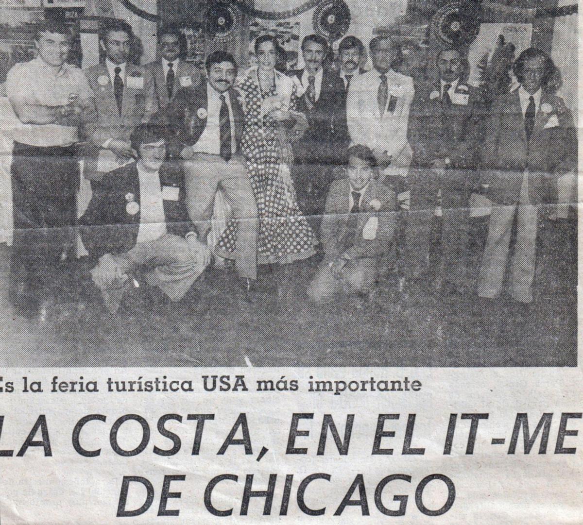 Noticia de la promoción española en una feria turística de incentivos en Chicago, a finales de los 70 o primeros 80. Pepe Puebla, de pie, es el segundo por la derecha.
