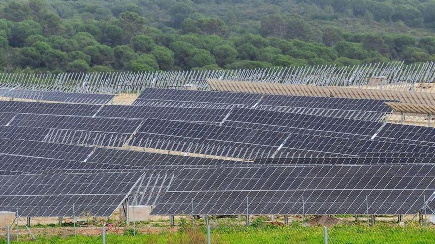 Ibox Energy vende a la mayor empresa china de renovables sus seis proyectos solares en Alicante