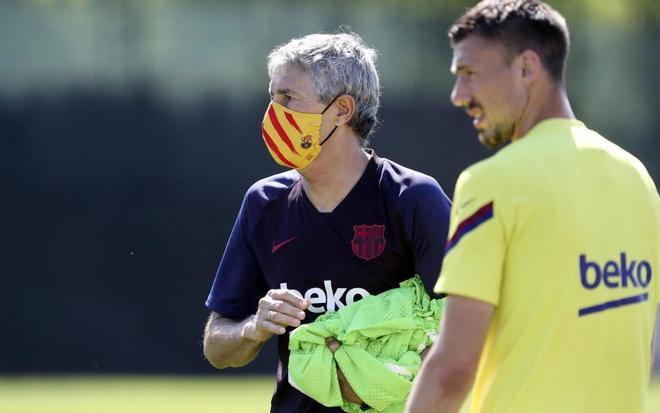 Las mascarillas de FC Barcelona protagonistas en el entreno de hoy