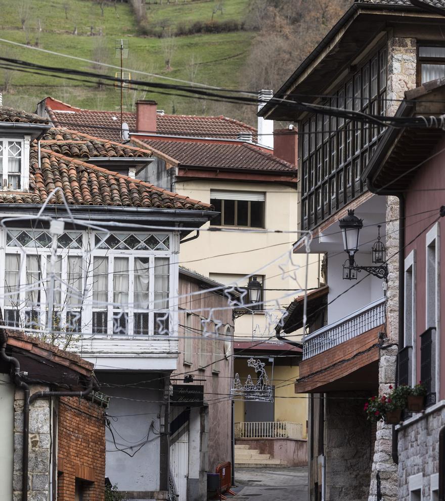 Asturianos en Teverga, un recorrido por el municipio