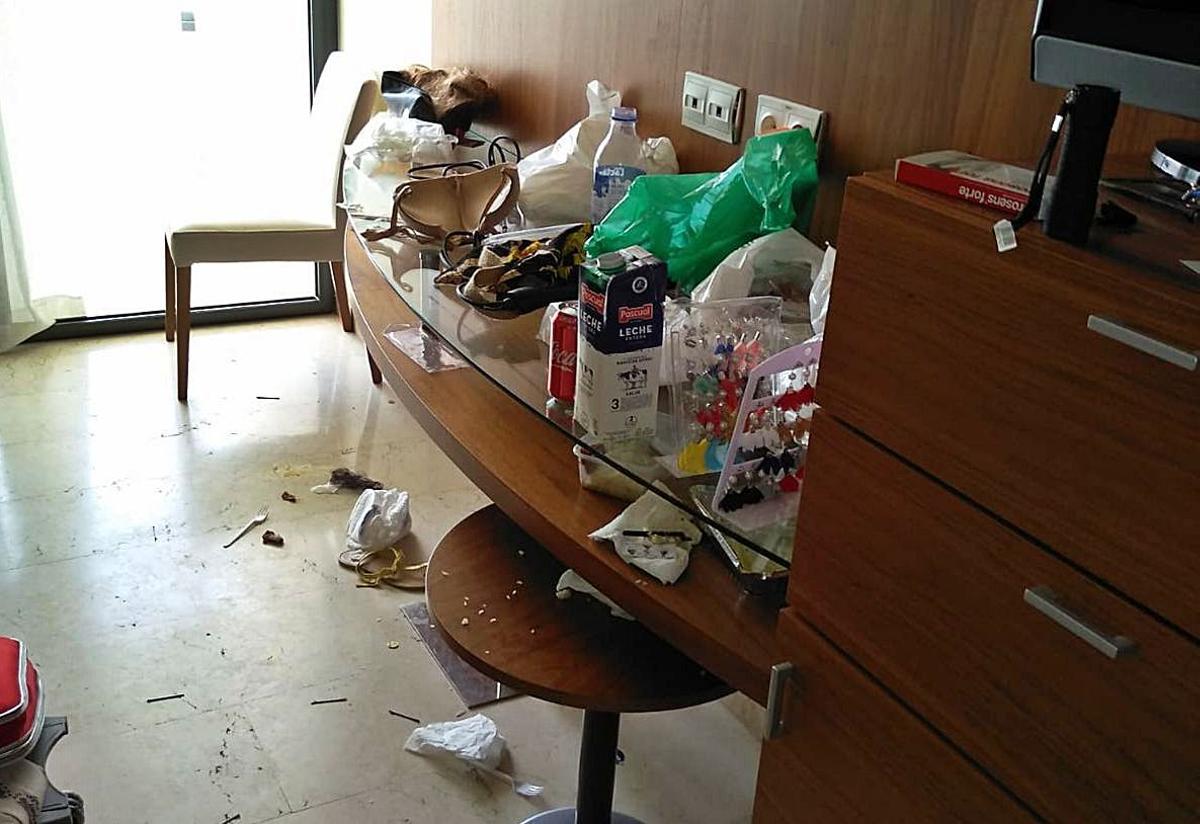 Más suciedad en el aseo. | INFORMACIÓN